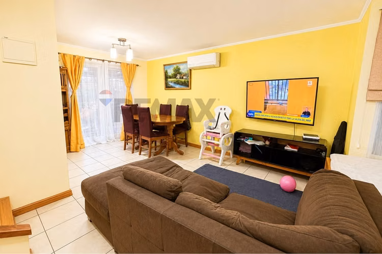 Casa con ampliacion ideal para negocio