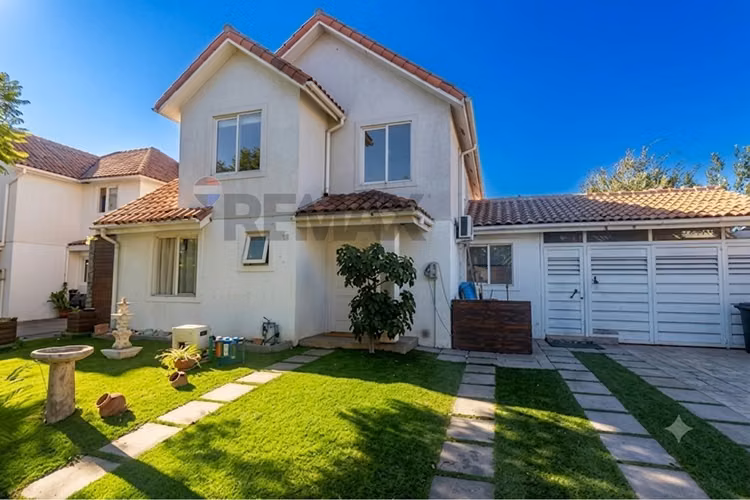 Casa en venta en condominio en padre hurtado