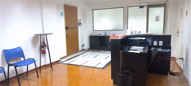 Bodega ideal para centro de pilates
