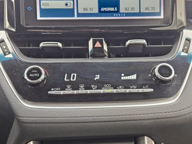 Toyota Corolla Cross 1.8 Cross Xei Hev Cvt 2024 - Imagen 12