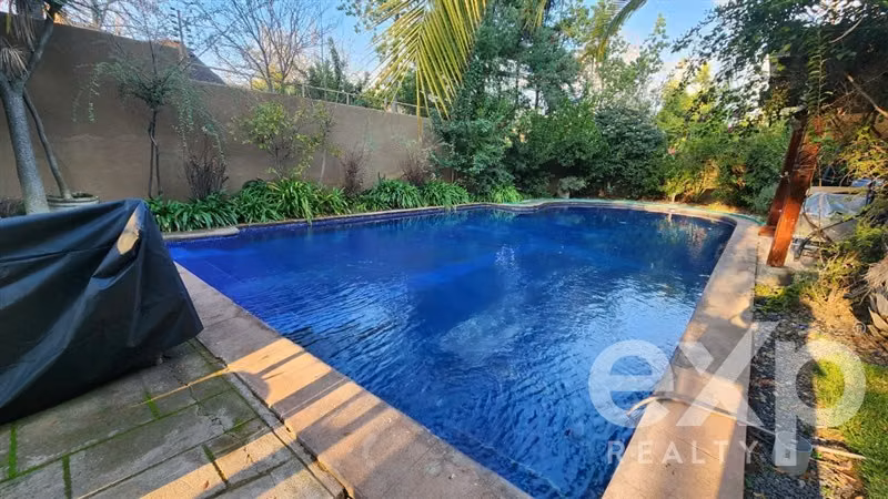 Casa en Arriendo Los Nogales, Lo Barnechea 4D 5B
