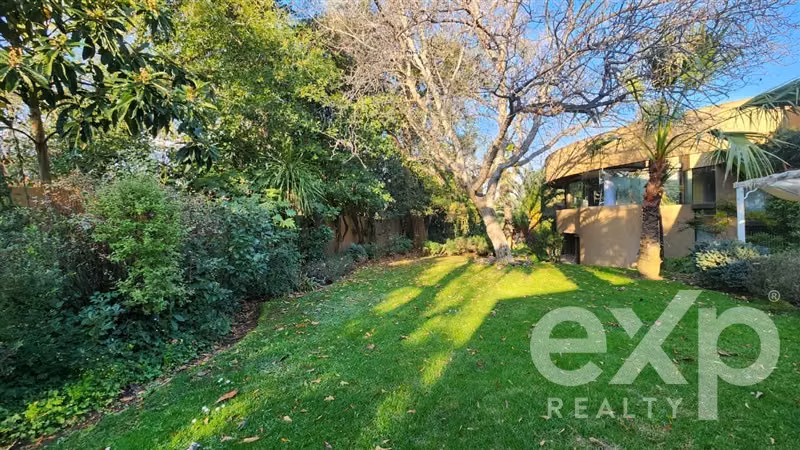 Casa en Arriendo Los Nogales, Lo Barnechea 4D 5B