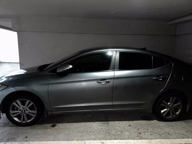 Hyundai elantra 2018 Gls 1.6
