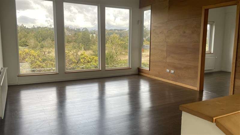 Casa Contemporánea en Venta 4D/3B - Loteo Centenario - Imagen 11