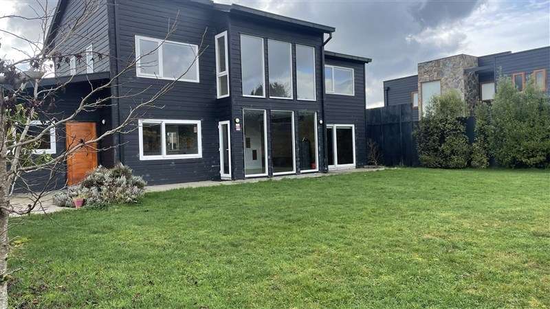 Casa Contemporánea en Venta 4D/3B - Loteo Centenario - Imagen 22