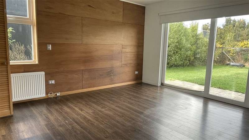 Casa Contemporánea en Venta 4D/3B - Loteo Centenario - Imagen 9