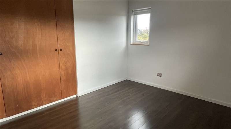 Casa Contemporánea en Venta 4D/3B - Loteo Centenario - Imagen 16