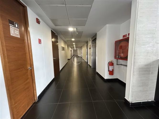 Oficina, Local Comercial en venta en Lo Barnechea