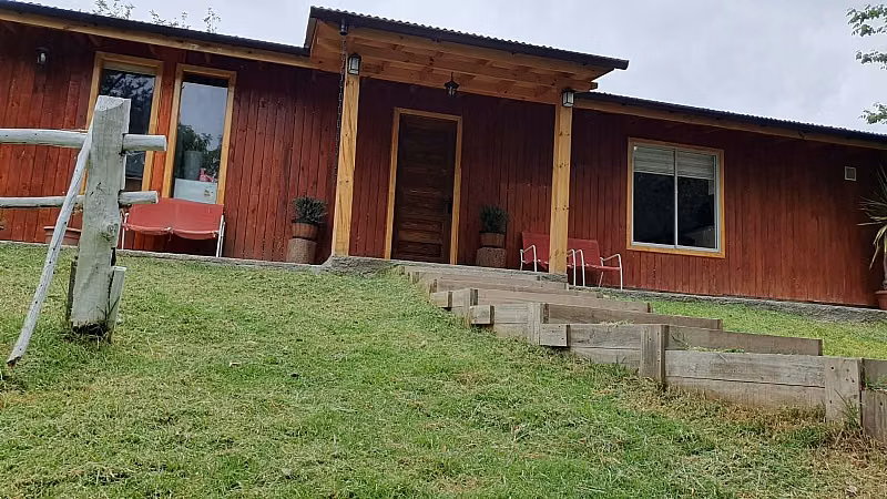 EXCELENTE CASA REMODELADA 4D/2B EN GRAN SITIO DE 3 MIL MTS2