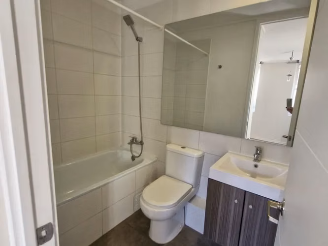 Depto 2D2B + estacionamiento y bodega, Barrio Yungay - Vende dueño directo