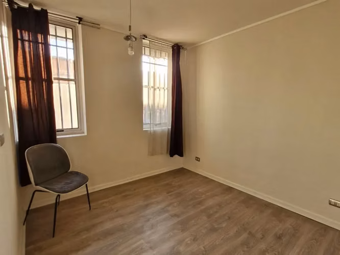 Depto 2D2B + estacionamiento y bodega, Barrio Yungay - Vende dueño directo