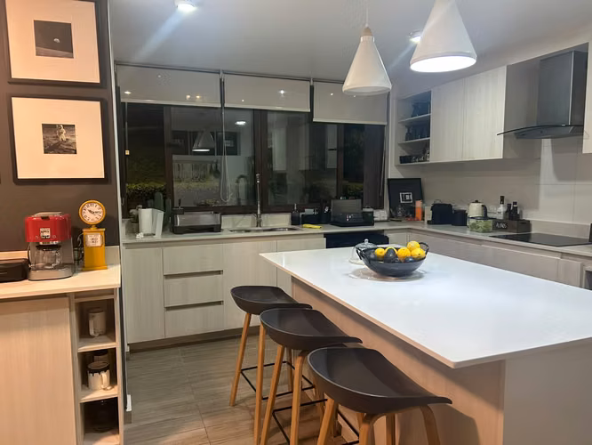 Amplio departamento en venta con vista panorámica en Condominio Alta vista, Alto Macul