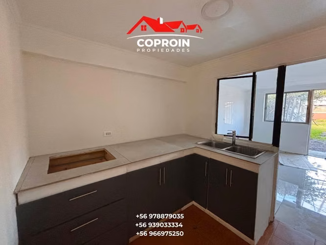 CASA UBICADA EN MOLINA EN ARRIENDO 