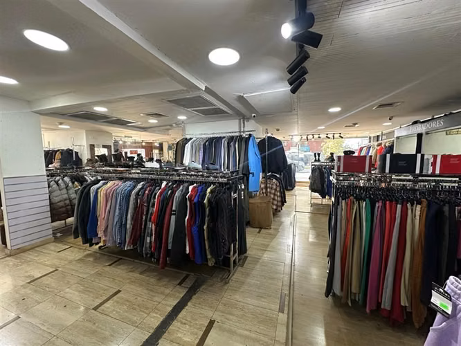 Gran local comercial Providencia Metro Manuel Montt