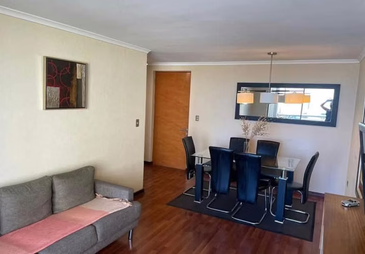SE ARRIENDA DEPARTAMENTO A PASOS DEL TREBOL