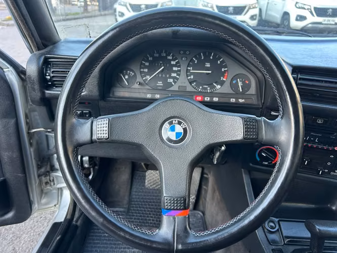 BMW 323 IA - 1985 | 364