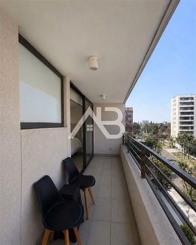 Se vende hermoso y amplio dpto de 100m2,3H,2B. El Llano.