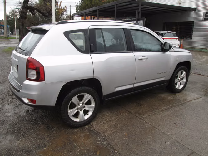 JEEP COMPAS SPORT 4X4 AUTOMATICO