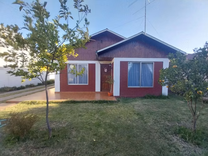 Venta Hermosa casa con un amplio terreno - Imagen 7
