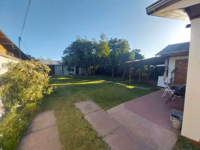 Venta Hermosa casa con un amplio terreno - Imagen 3