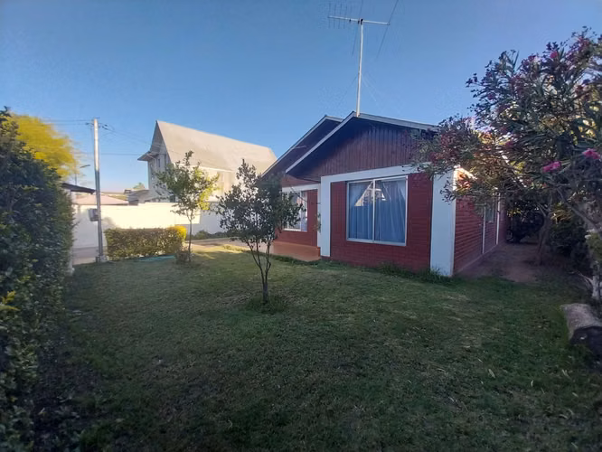 Venta Hermosa casa con un amplio terreno - Imagen 4