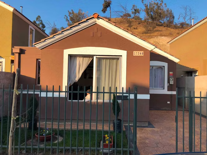 MODERNA CASA DE 1 PISO EN FALDEOS DE NOS (177688)