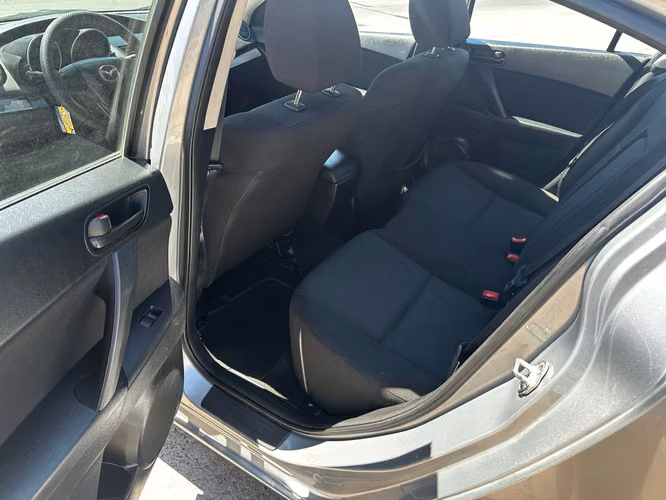 Mazda 3 2012