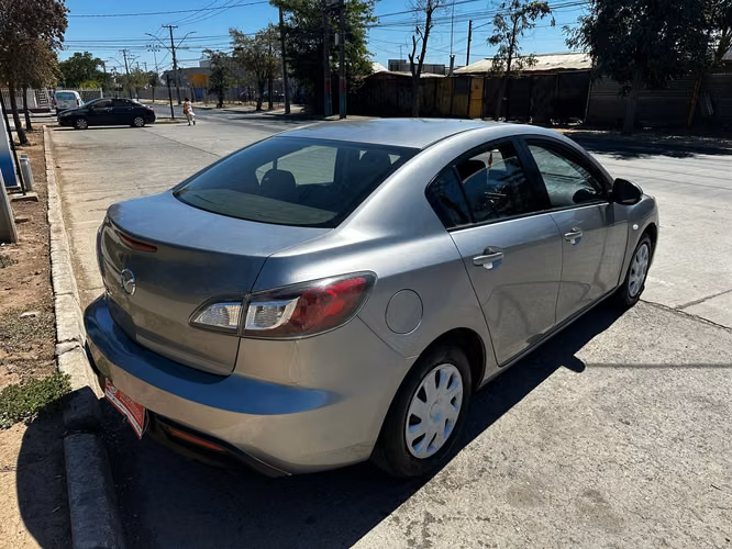 Mazda 3 2012