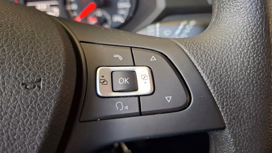 VOLKSWAGEN GOL COMFORTLINE1.6 HB MT 2022