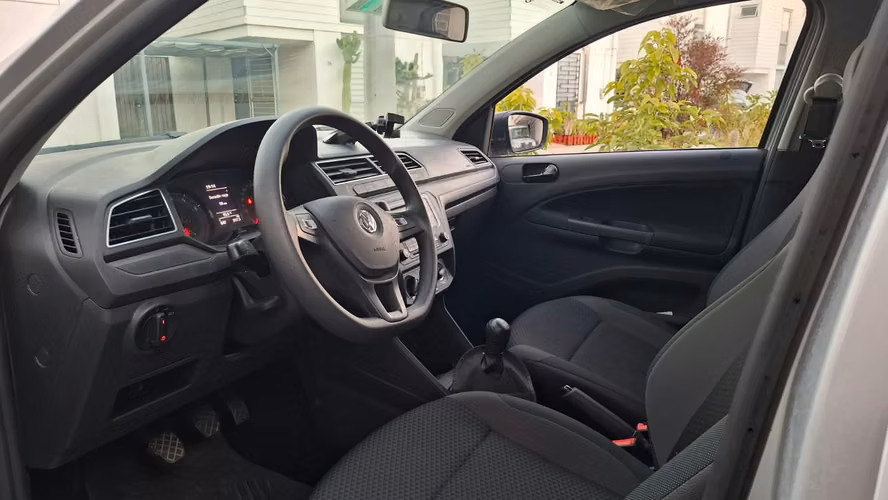 VOLKSWAGEN GOL COMFORTLINE1.6 HB MT 2022