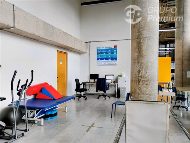 Oficina Corporativa 228 m2 y Terraza - Metro Los Dominicos - Imagen 7