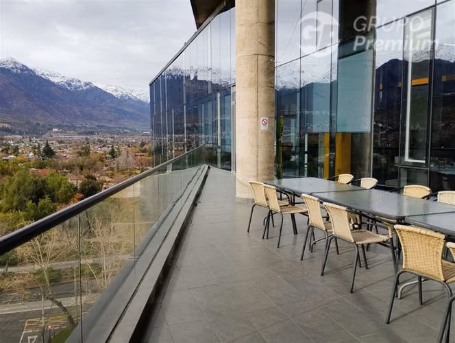 Oficina Corporativa 228 m2 y Terraza - Metro Los Dominicos - Imagen 2