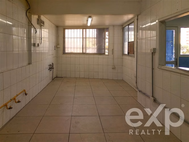 Arriendo Local Comercial en Calle Uno Norte poniente