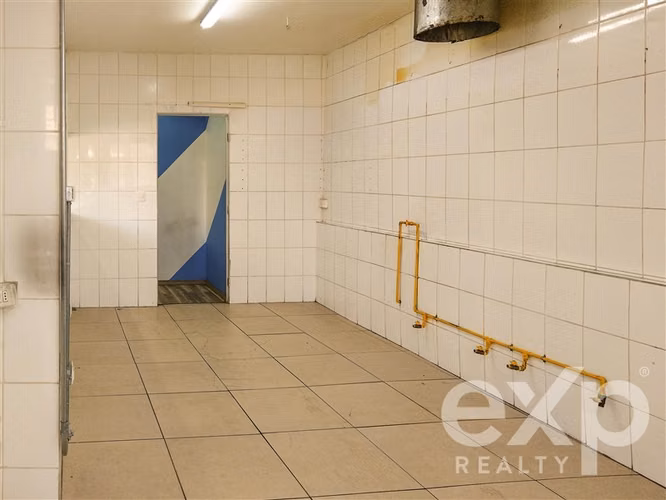 Arriendo Local Comercial en Calle Uno Norte poniente