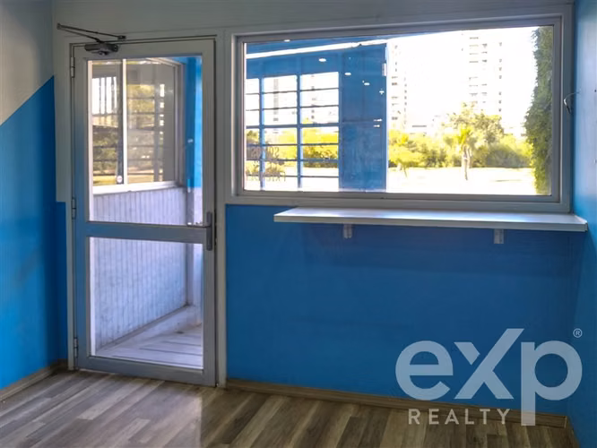 Arriendo Local Comercial en Calle Uno Norte poniente