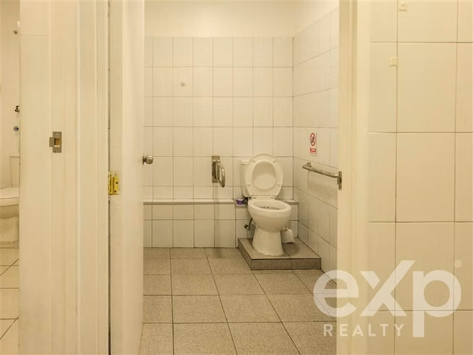 Arriendo Local Comercial en Calle Uno Norte poniente