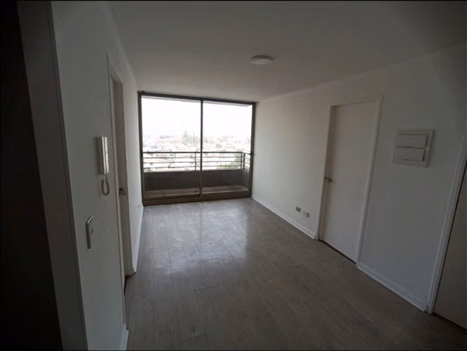 Departamento en arriendo de 2 dorm. en La Cisterna - Imagen 3