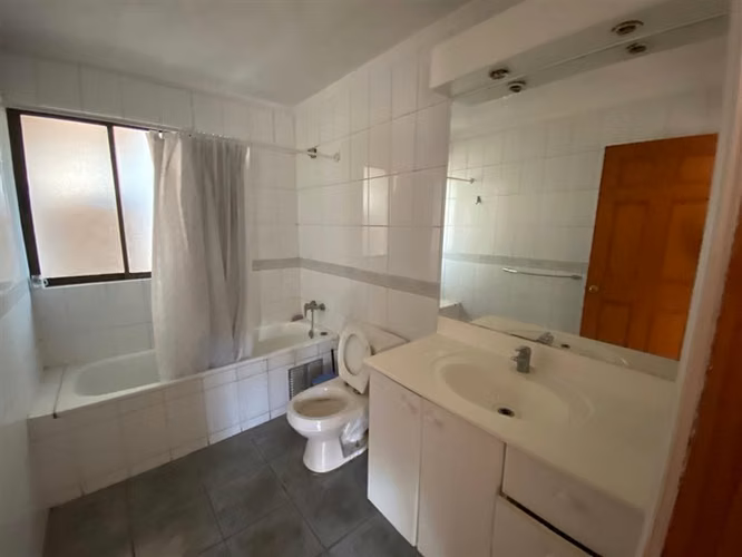 210 m2 construidos en 4000 de terreno, 3D 2B estar y servici