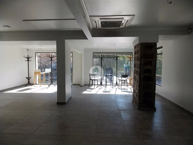 Local Comercial de Alta categoría en arriendo en Las Condes