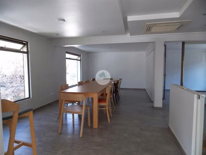 Local Comercial de Alta categoría en arriendo en Las Condes - Imagen 32