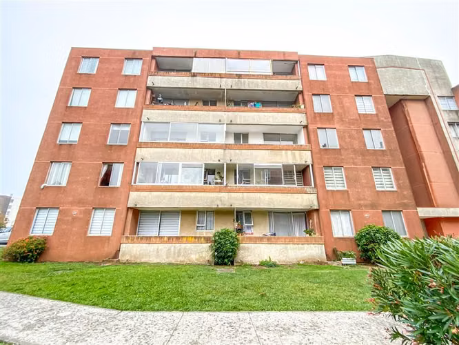 Arriendo Dpto. 2 Dorm con Estac en Lomas San Sebastián