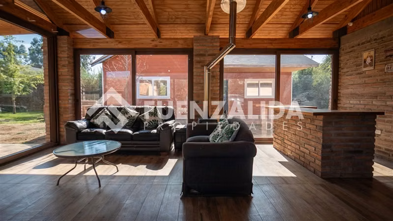 Parcela con casa 2d 2b mas piscina quincho