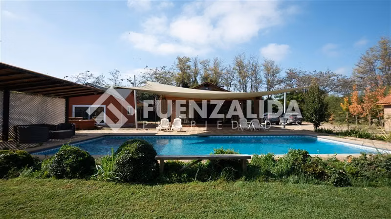 Parcela con casa 2d 2b mas piscina quincho