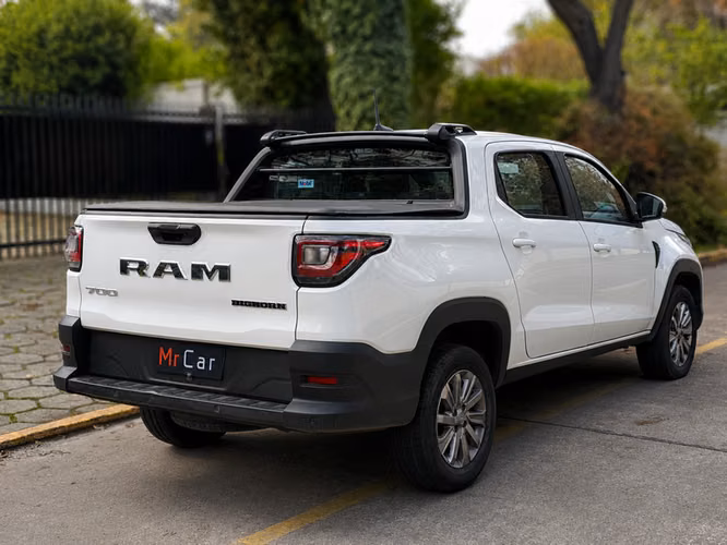 RAM 700 BIGHORN - 2024 | 2904