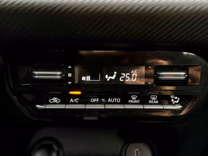 SUZUKI FRONX 1.5 AT GL HYBRID - 2025 | 2896