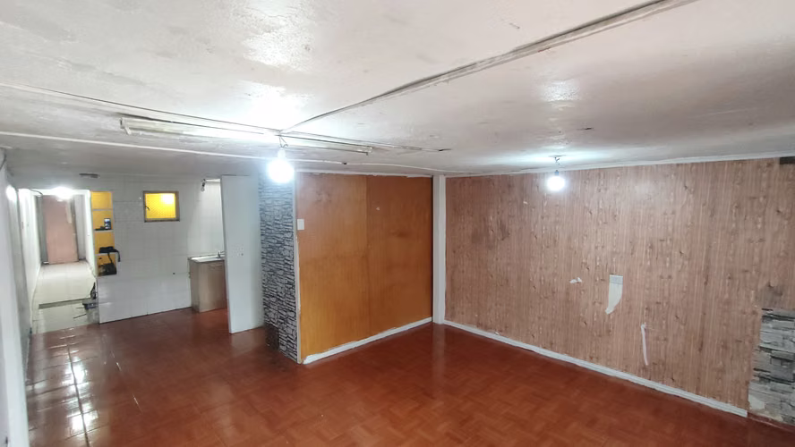  Amplia Casa en Pudahuel Sur | 3 Dormitorios | Gran Patio | A Minutos de Metro Laguna Sur
