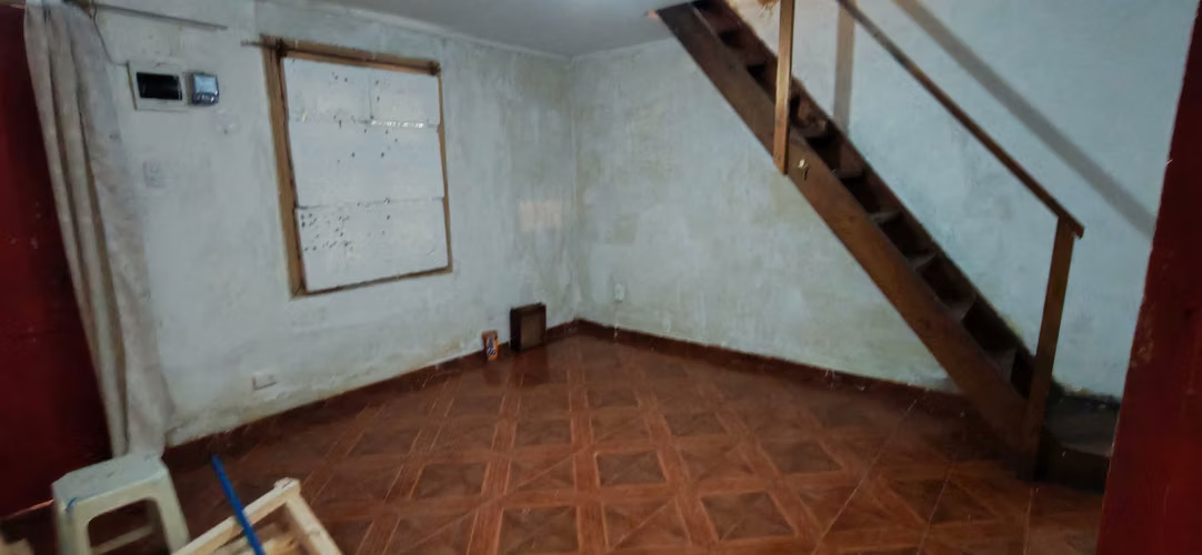 ARRIENDO PEQUEÑA CASA EN PASAJE PEATONAL (177747) - Imagen 3