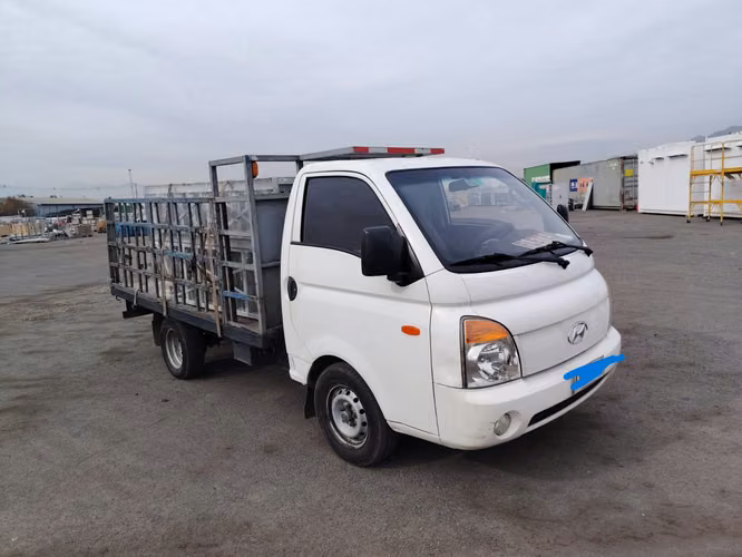 Camioneta HYUNDAI H100