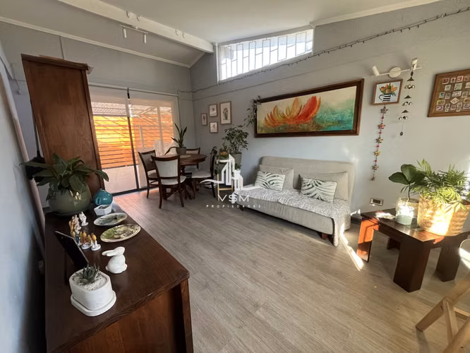 Oportunidad casa en condominio Macul