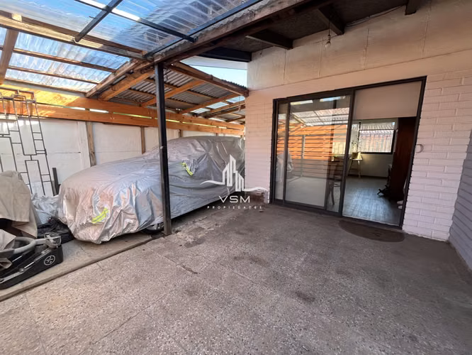Oportunidad casa en condominio Macul